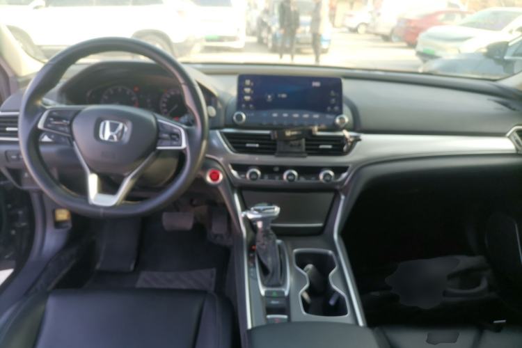 Used Honda Accord 2018 260TURBO Elite Edition China VI Center Console