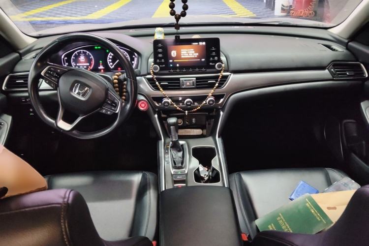 Used Honda Accord 2018 260TURBO Luxury Edition China VI Center Console