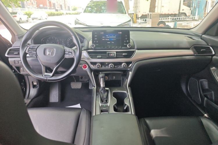 Used Honda Accord 2018 260TURBO Elite Edition China VI Center Console