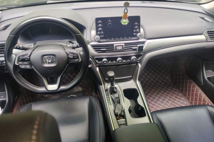 Used Honda Accord 2018 260TURBO Elite Edition China VI Center Console