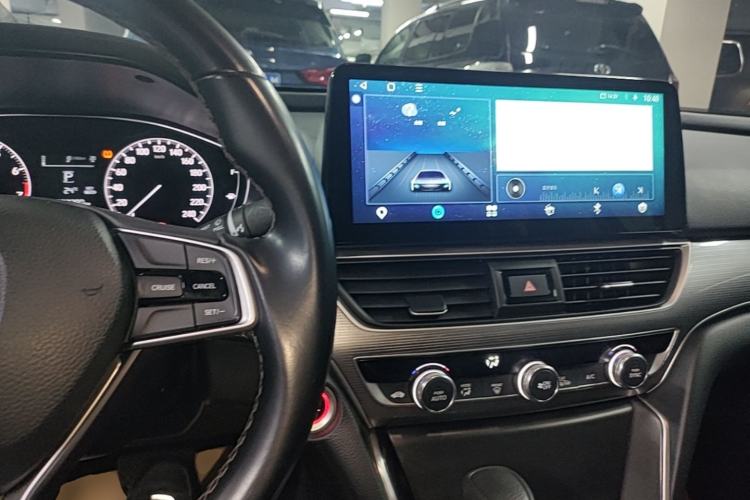 Used Honda Accord 2018 260TURBO Elite Edition China VI Center Console