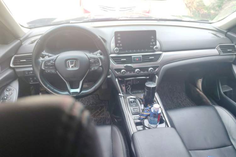 Used Honda Accord 2018 Rui·Hybrid 2.0L Rui Ku Edition China VI Center Console