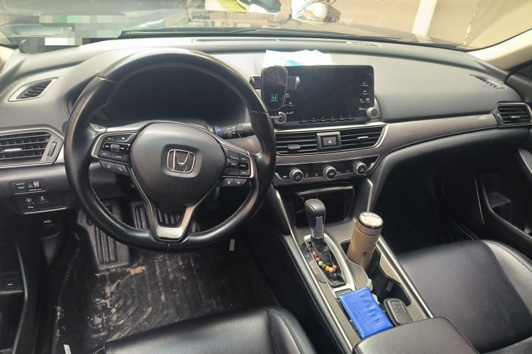 Used Honda Accord 2018 260TURBO Luxury Edition China VI Center Console