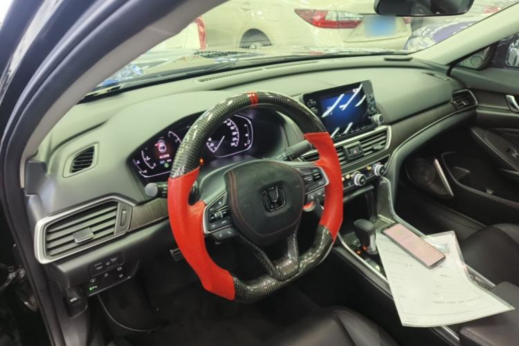 Used Honda Accord 2018 260TURBO Luxury Edition China VI Center Console