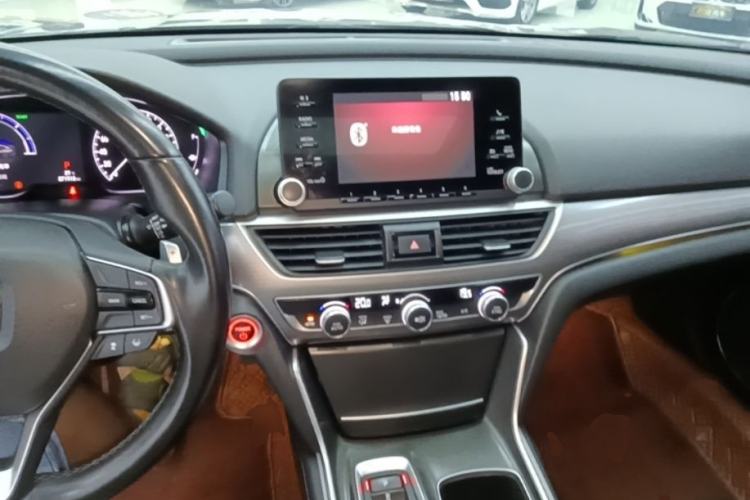 Used Honda Accord 2018 Rui Hybrid 2.0L Rui Ling Edition China VI Center Console