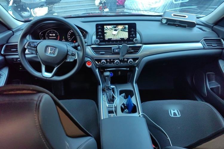 Used Honda Accord 2018 260TURBO Luxury Edition China VI Center Console