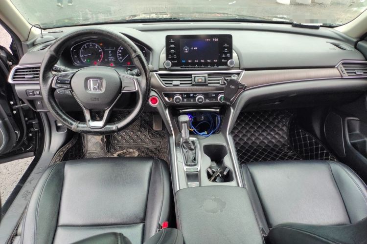 Used Honda Accord 2018 230TURBO Comfort Version National V Center Console