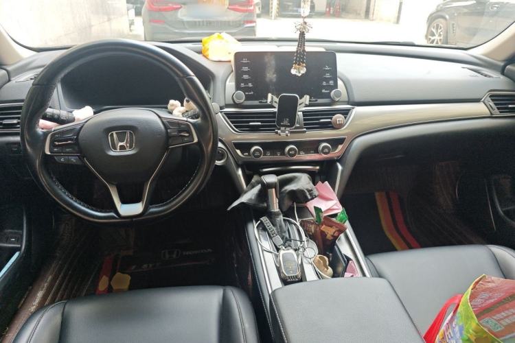Used Honda Accord 2018 260TURBO Elite Edition China VI Center Console