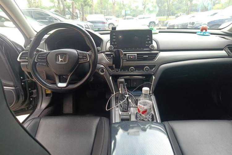 Used Honda Accord 2018 260TURBO Elite Edition China VI Center Console