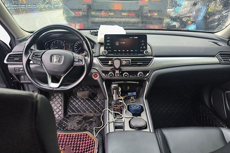 Used Honda Accord 2018 260TURBO Elite Edition China VI Center Console