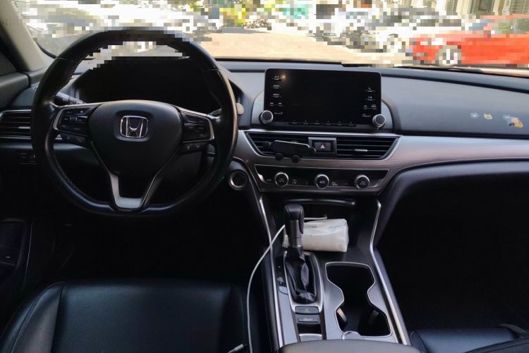 Used Honda Accord 2018 260TURBO Luxury Edition China VI Center Console