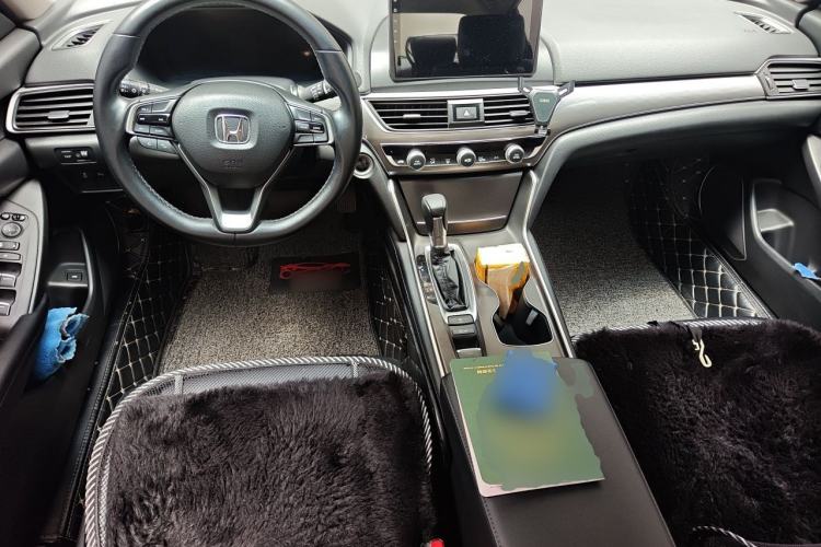 Used Honda Accord 2018 260TURBO Elite Edition China V Center Console