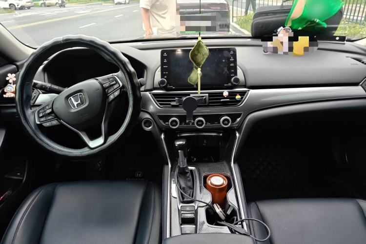 Used Honda Accord 2018 260TURBO Luxury Edition China V Emission Standard Center Console