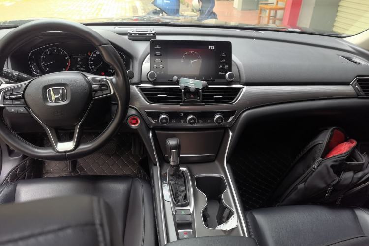 Used Honda Accord 2018 260TURBO Elite Edition China V Center Console
