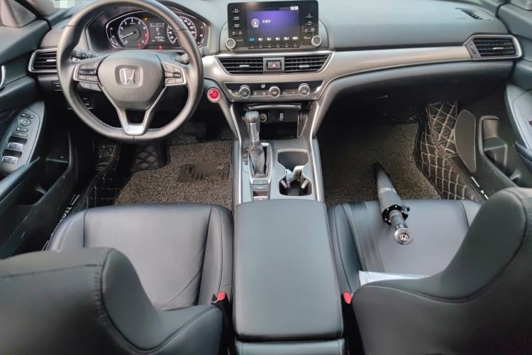 Used Honda Accord 2018 260TURBO Elite Edition China VI Center Console