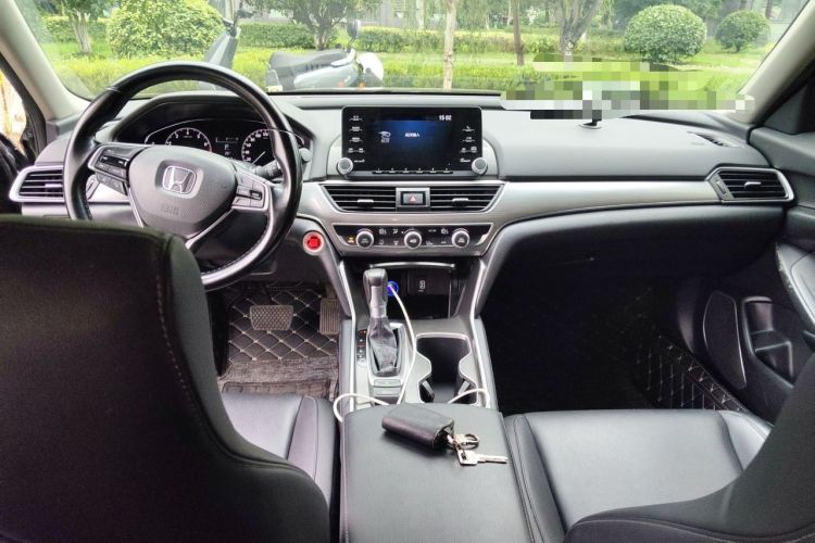 Used Honda Accord 2018 260TURBO Elite Edition China VI Center Console