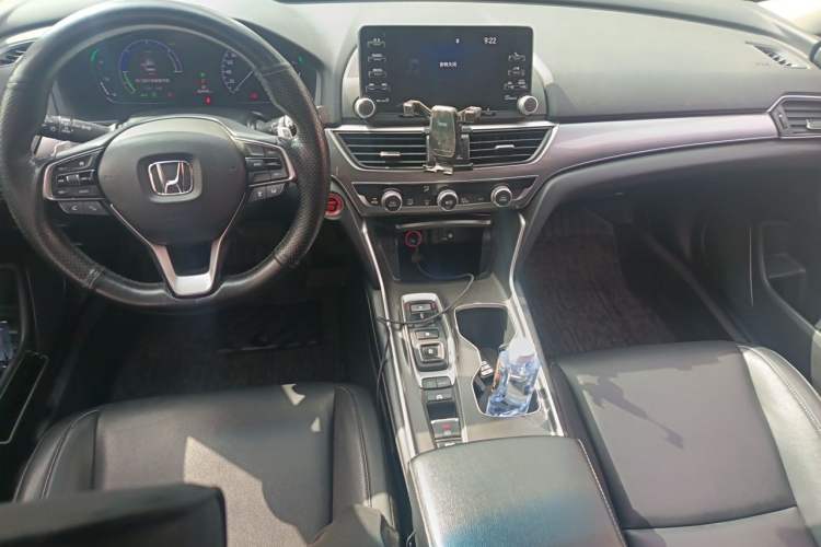 Used Honda Accord 2018 Rui Hybrid 2.0L Rui Ling Edition China VI Center Console