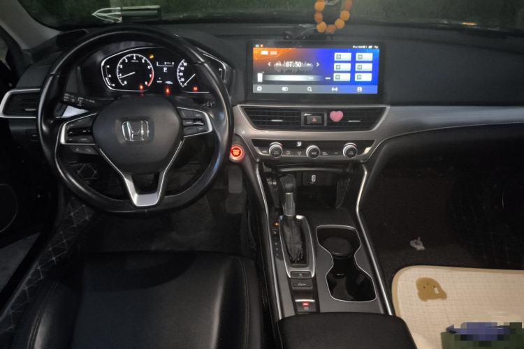 Used Honda Accord 2018 260TURBO Elite Edition China VI Center Console