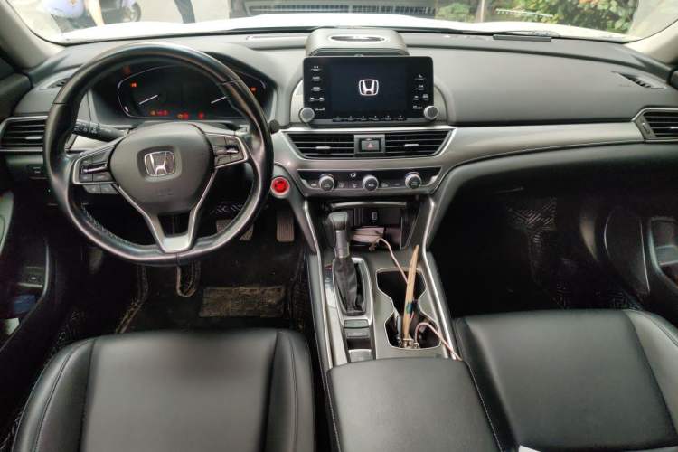 Used Honda Accord 2018 260TURBO Elite Edition China VI Center Console