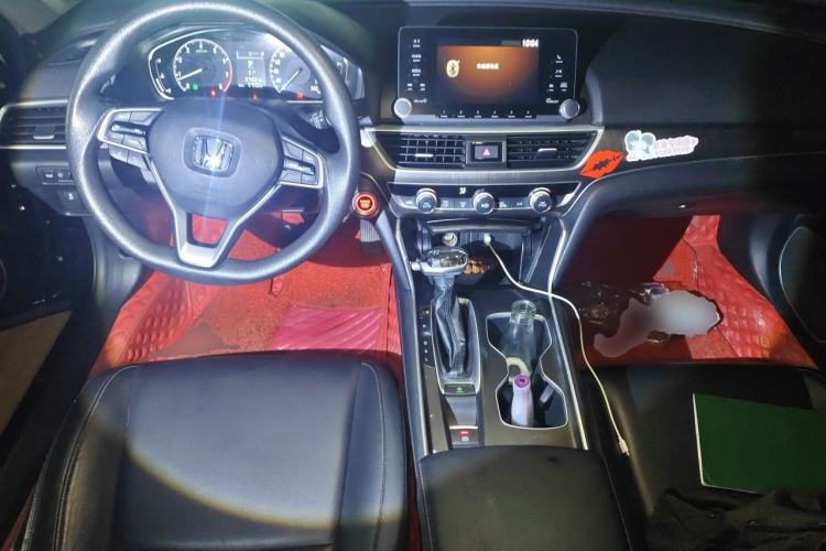 Used Honda Accord 2018 230TURBO Comfort Edition China VI Emission Standard Center Console