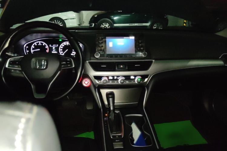 Used Honda Accord 2018 260TURBO Elite Edition China VI Center Console