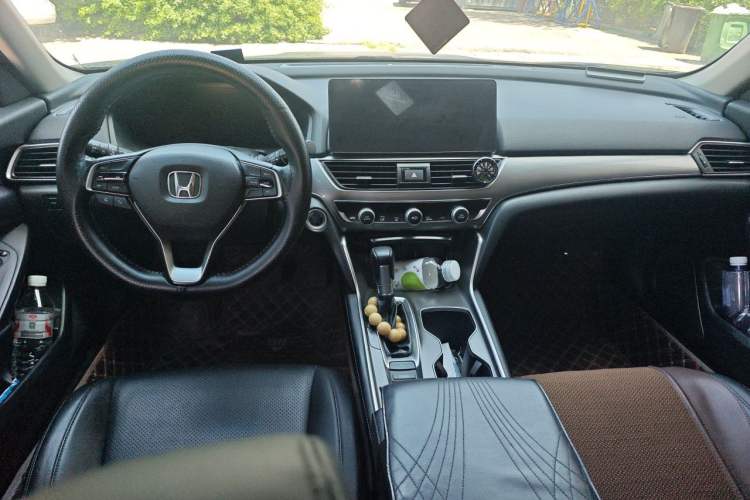Used Honda Accord 2018 260TURBO Elite Edition China VI Center Console