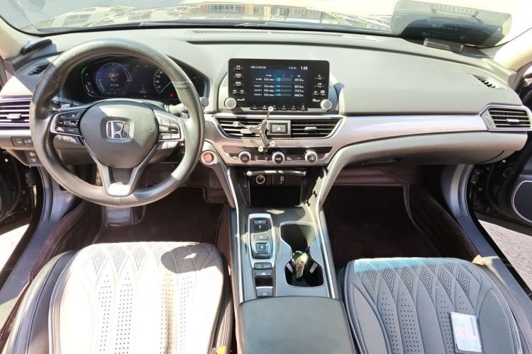 Used Honda Accord 2018 Rui·Hybrid 2.0L Rui Ku Edition China VI Center Console