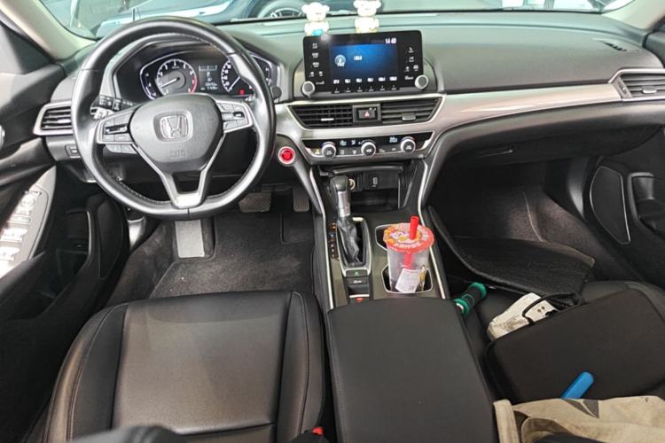 Used Honda Accord 2018 260TURBO Elite Edition China VI Center Console