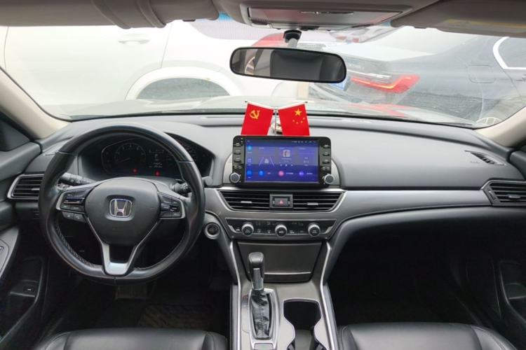 Used Honda Accord 2018 260TURBO Elite Edition China VI Center Console