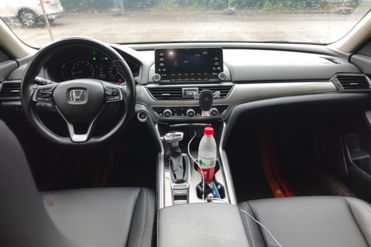 Used Honda Accord 2018 260TURBO Elite Edition China VI Center Console