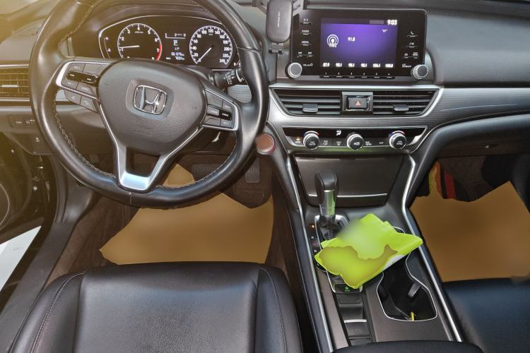 Used Honda Accord 2018 260TURBO Elite Edition China VI Center Console