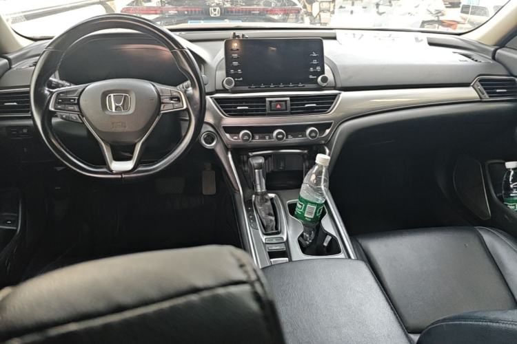 Used Honda Accord 2018 260TURBO Elite Edition China VI Center Console