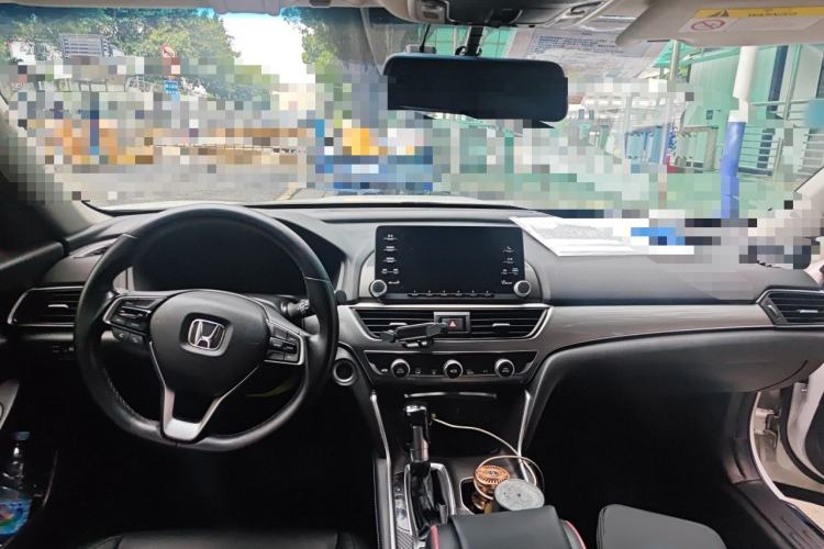 Used Honda Accord 2018 260TURBO Elite Edition China VI Center Console