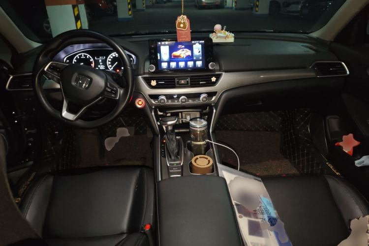 Used Honda Accord 2018 260TURBO Elite Edition China VI Center Console