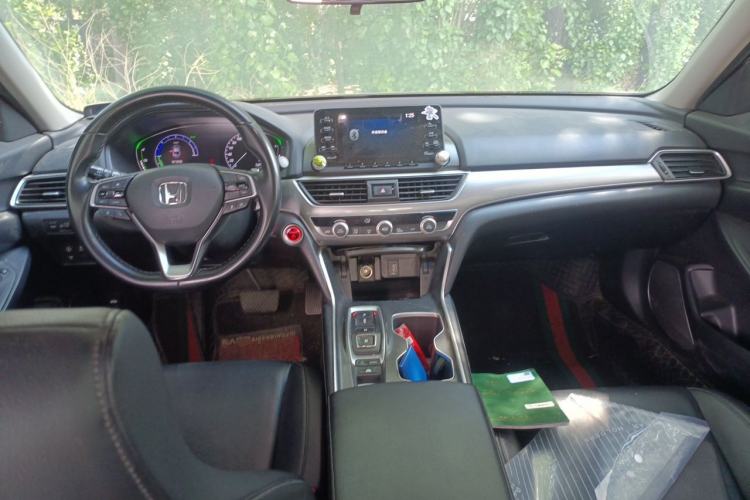 Used Honda Accord 2018 Rui Hybrid 2.0L Rui Ling Edition China VI Center Console