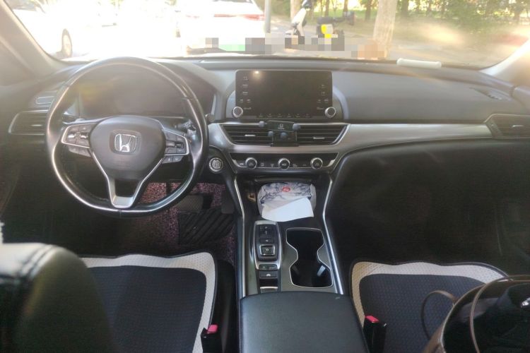 Used Honda Accord 2018 Rui Hybrid 2.0L Rui Ling Edition China VI Center Console