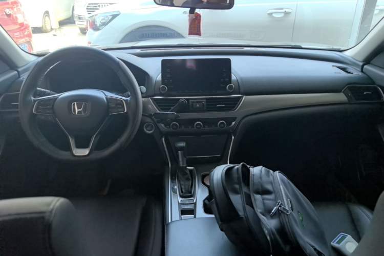 Used Honda Accord 2018 260TURBO Elite Edition China VI Center Console