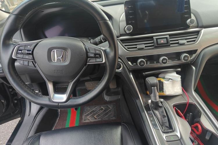 Used Honda Accord 2018 260TURBO Prestige Edition China VI Center Console