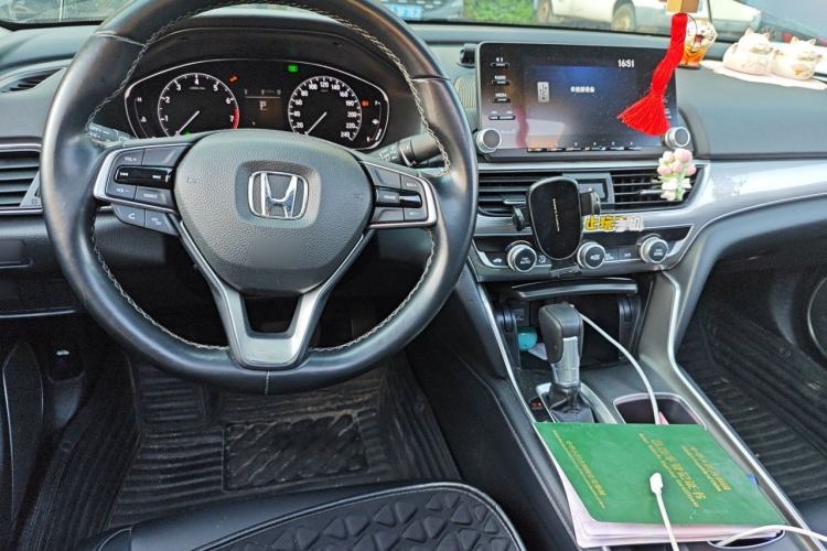 Used Honda Accord 2018 260TURBO Elite Edition China VI Center Console