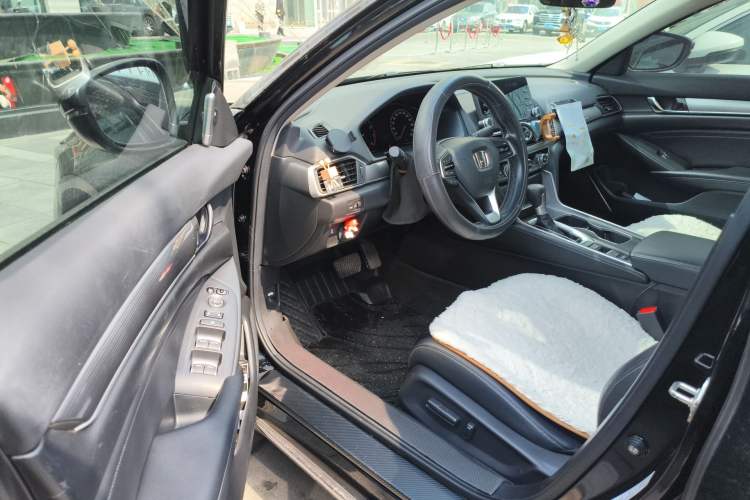 Used Honda Accord 2018 260TURBO Elite Edition China VI Driver Seat