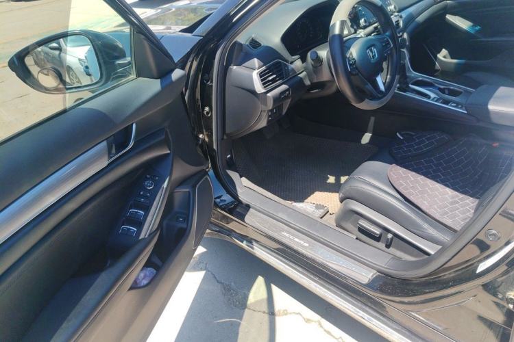 Used Honda Accord 2018 260TURBO Luxury Edition China VI Driver Seat