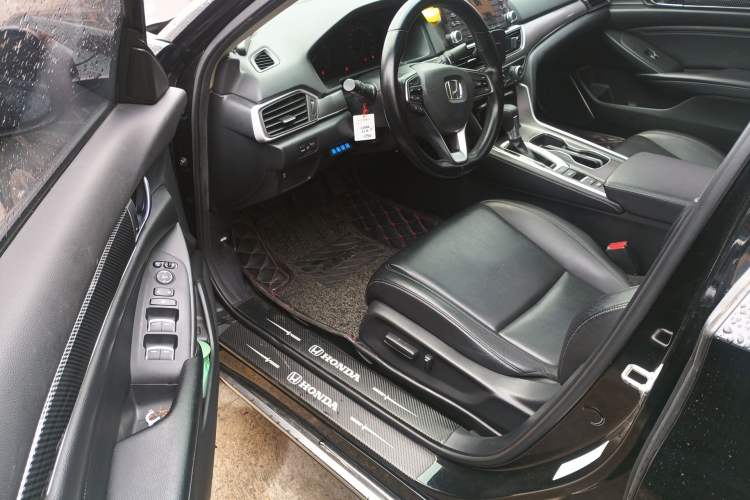 Used Honda Accord 2018 260TURBO Elite Edition China VI Driver Seat