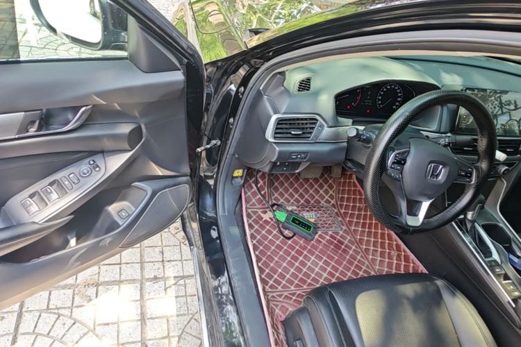 Used Honda Accord 2018 260TURBO Elite Edition China VI Driver Seat