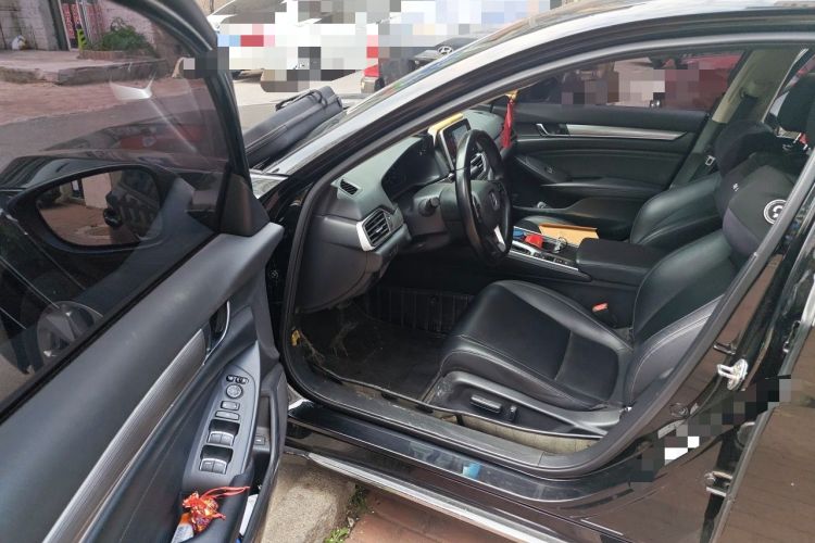 Used Honda Accord 2018 260TURBO Elite Edition China VI Driver Seat
