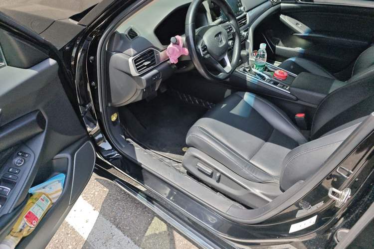 Used Honda Accord 2018 260TURBO Elite Edition China VI Driver Seat