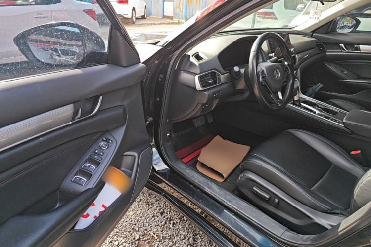 Used Honda Accord 2018 260TURBO Elite Edition China VI Driver Seat
