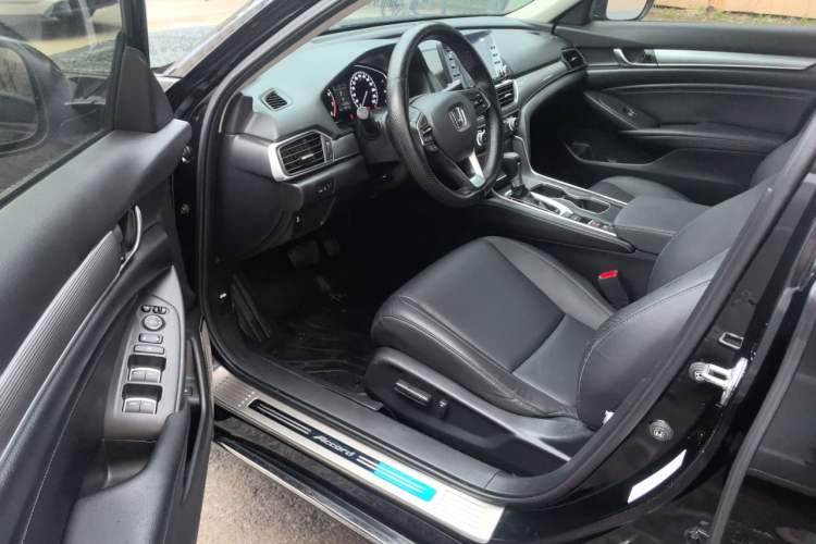 Used Honda Accord 2018 260TURBO Elite Edition China VI Driver Seat