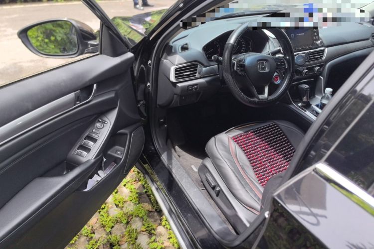 Used Honda Accord 2018 260TURBO Elite Edition China VI Driver Seat