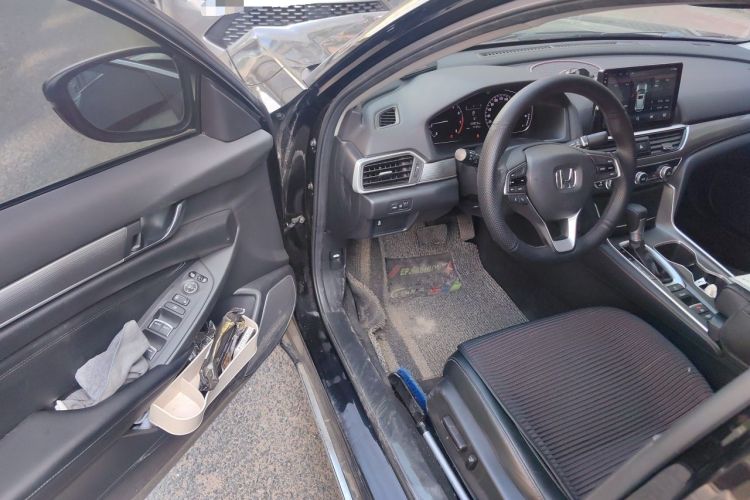 Used Honda Accord 2018 260TURBO Elite Edition China VI Driver Seat