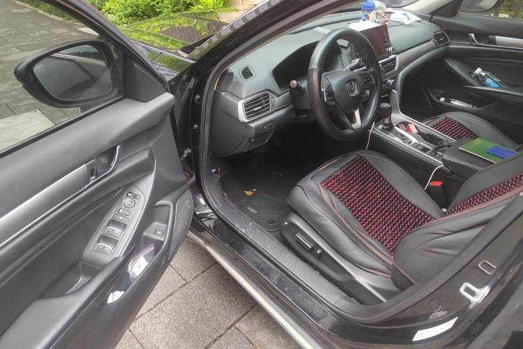 Used Honda Accord 2018 260TURBO Elite Edition China VI Driver Seat